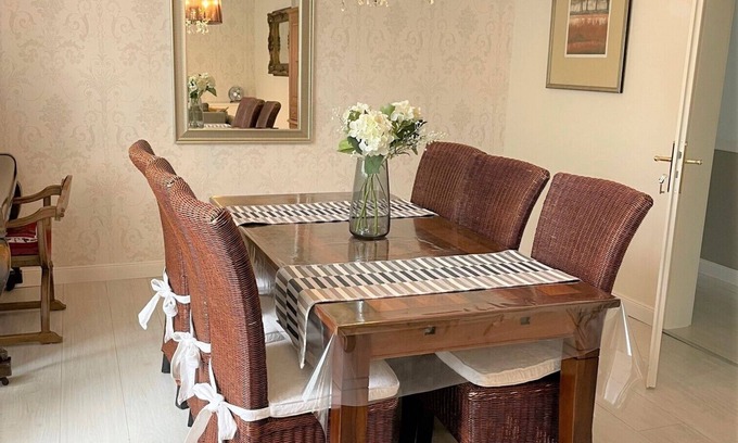 Baden-Baden Apartment | Luxury 2 bedroom apartm. in a quiet central street