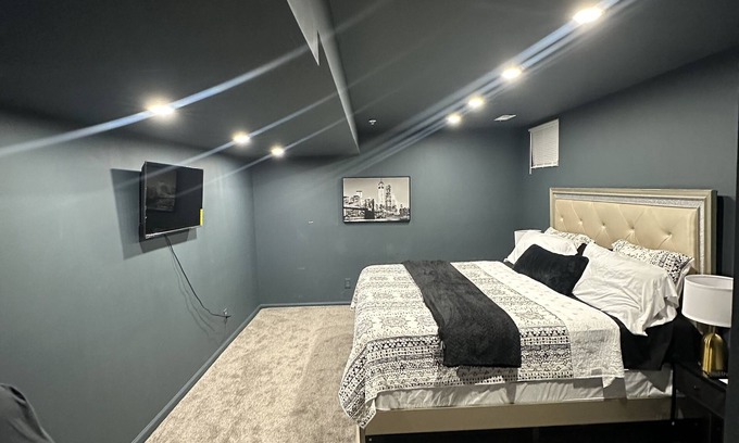 Bowie Apartment | Luxury 2-bedroom basement apartment in Bowie