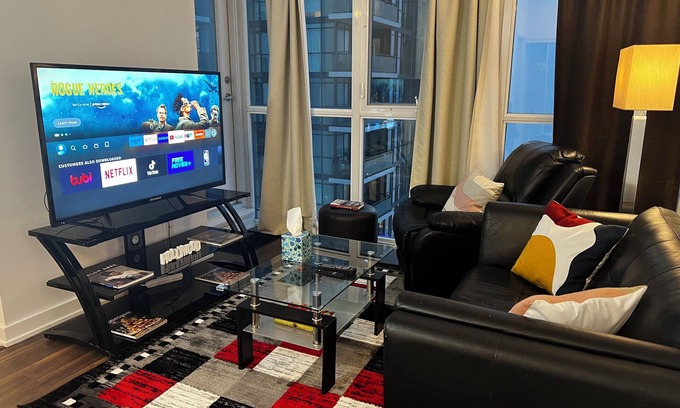 Downtown Mississauga Condo | Luxury 2 Bedroom Condo with Amazing View