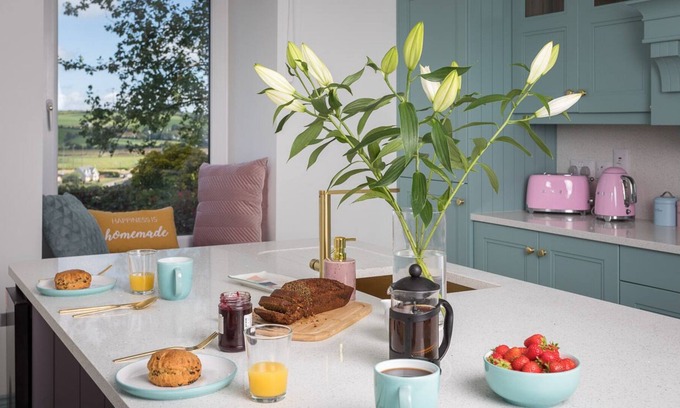 Riverstick House | Luxury 2 bedroom home on a working farm in Kinsale