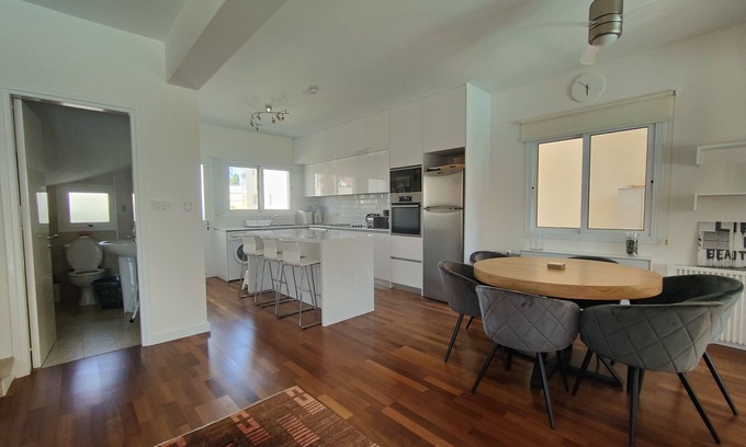 Ayia Marina Chrysochous Villa | Luxury 2 bedroom Villa with Heated* Pool. n