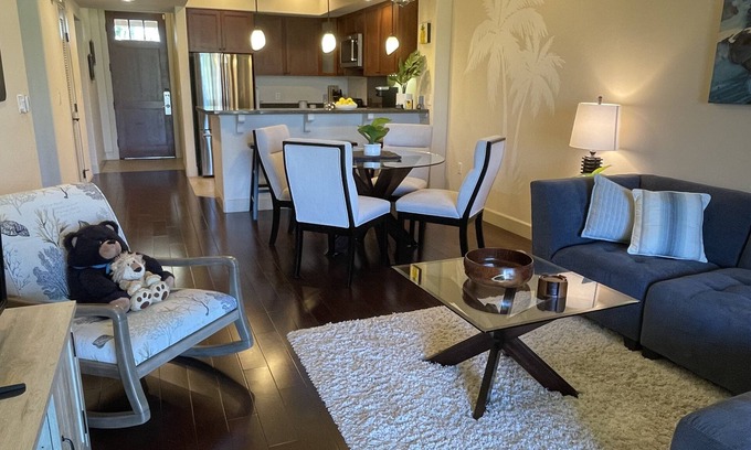 Waikoloa Condo | Luxury 2-Suite Villa with Fairway & partial Ocean views