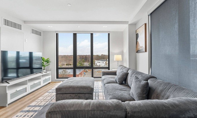 Lower Allston Apartment | Luxury 2bd/2ba near Harvard 6239