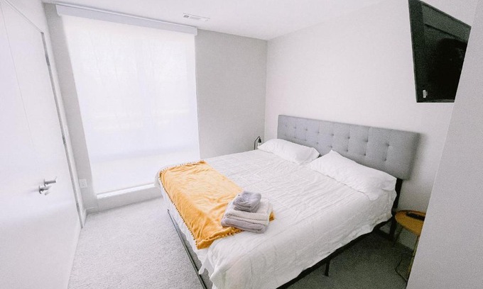 Boston Apartment | Luxury 2bedroom-king size bed