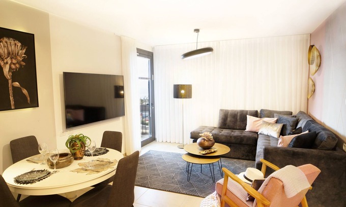 Tiberias Old City Apartment | Luxury 2BR & Balcony & Sea view