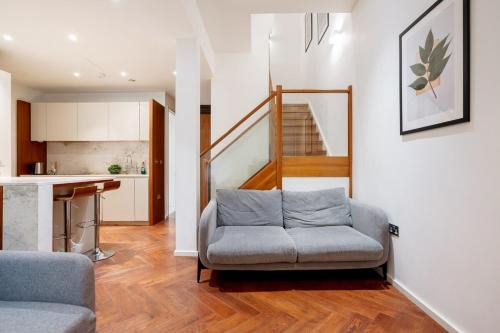 Nine Elms Apartment | Luxury 2BRs Maisonette near Battersea Power