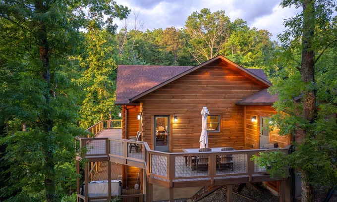 Bryson City Apartment | Luxury 3 2 5 Cabin Lake Views Theatre Gameroom