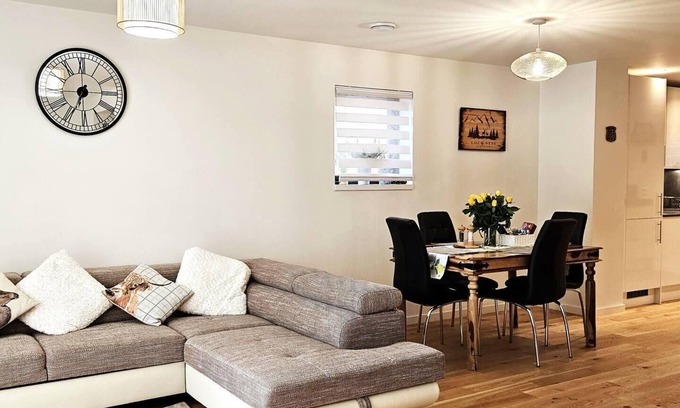Lewiston House | Luxury 3-Bed House in the Scottish Highlands