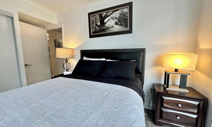 CityPlace Apartment | Luxury 3 Bed Suite