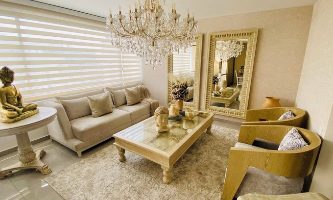 San Antonio Apartment | Luxury 3-bedroom apartment in the best tourist area of Cali. Close to everything