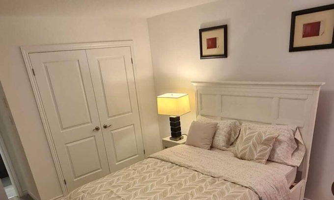 London House | Luxury 3-bedroom-townhouse Close to Uwo/hospital