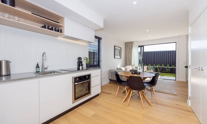 Albert Town Apartment | Luxury 3 Bedroom Wanaka Townhouse