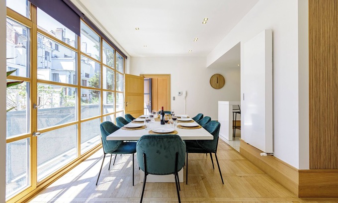 Etterbeek Apartment | Luxury 3 Bedrooms Apartment in Brussels Flagey