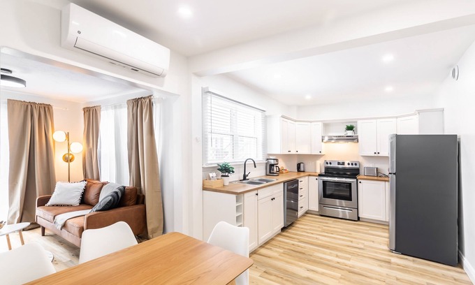 Shediac Apartment | Luxury 3 Bedrooms Downtown Shediac 17