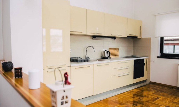 Sarajevo House | LUXURY 3 story House- BEST VIEW- FREE PARKING