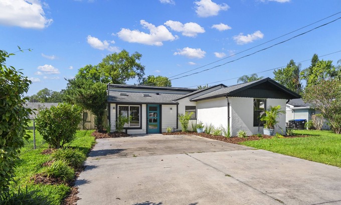 College Park House | Luxury 3BD in Downtown Orlando
