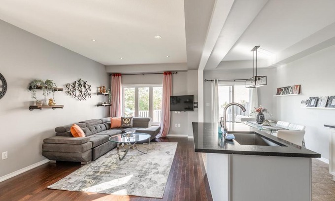 Stoney Creek Apartment | Luxury 3BR 2BA Townhome with Private HOT TUB, Gym, BBQ by GLOBALSTAY