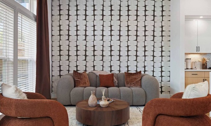 Northside House | Luxury 3BR Houston - Near Downtown & Stadiums
