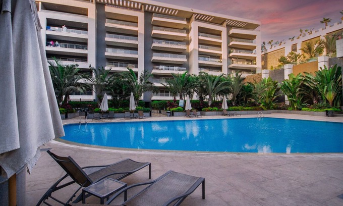 Heliopolis Apartment | Luxury 3BR Pool View Near Airport!