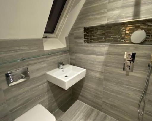 Swindon House | Luxury 4 bed house in Swindon