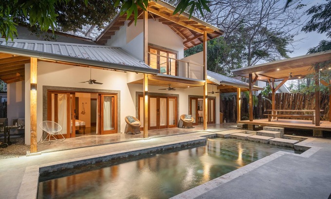 Playa Guiones House | Luxury 4 Bedroom Home - steps to beach in Nosara