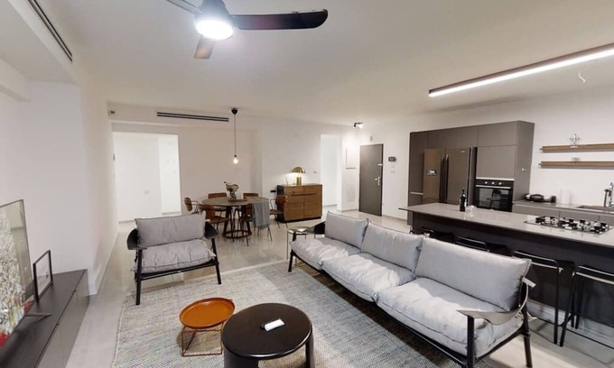 Haifa Apartment | Luxury 4Bedroom new apartment-Beach &Bahai Gardens