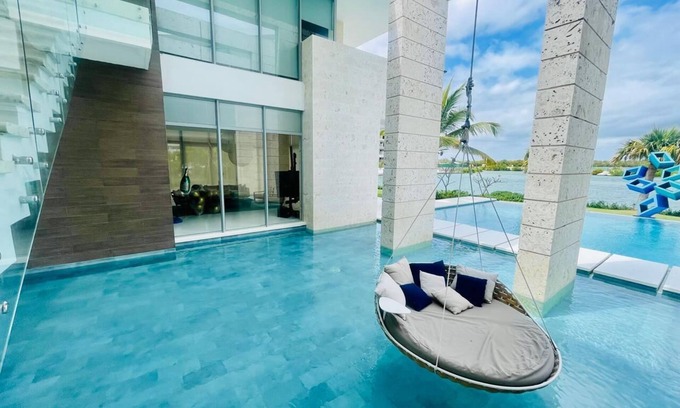Cap Cana Marina Villa | Luxury 5-bedroom villa in exclusive Cap Cana Punta Cana.