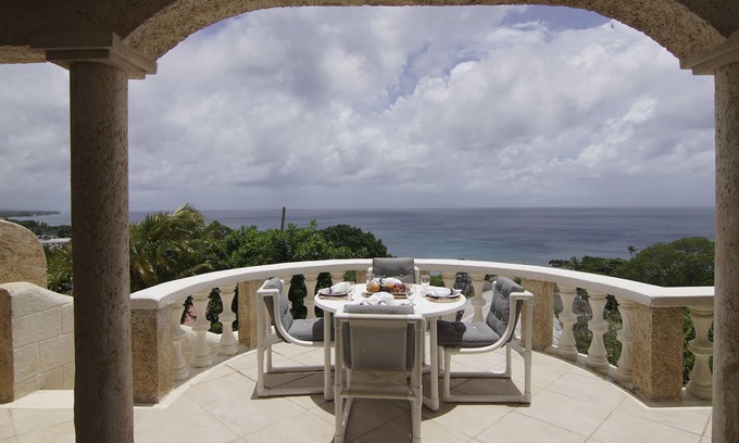 Checker Hall Villa | Luxury 5 BR villa near Beach- Breathtaking Coastal View, 2 pools, Wifi,A/C,staff