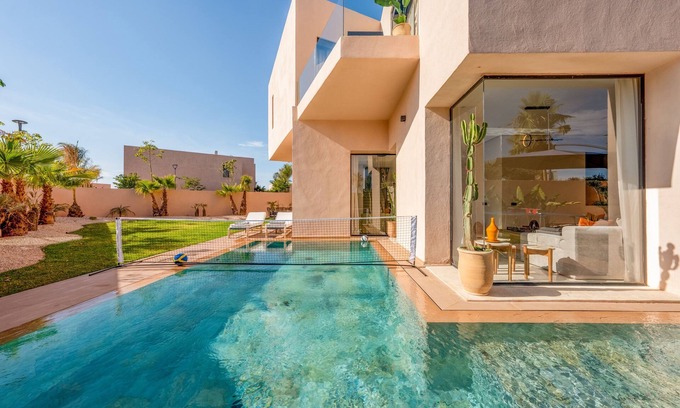 Lahebichate Villa | Luxury 5* Villa - Games & Activities - 15 min to Center