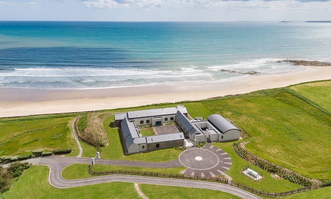 Ardmore House | Luxury 6 bedroom home with indoor pool right on the beach