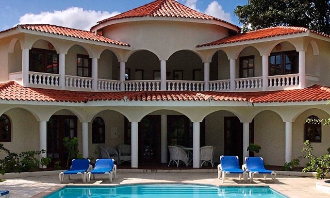 Residencial El Doral Villa | Luxury 6 Bedroom Villa in the Carribbean
