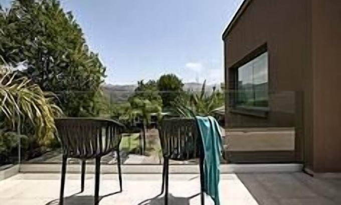 Alikianos Villa | Luxury 6 bedroom villa private heated pool