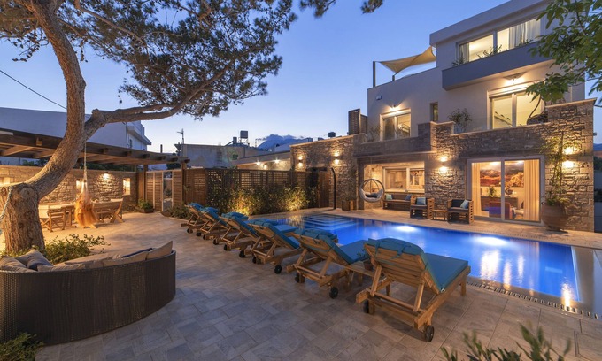 Koutsouras Villa | Luxury 7 bedroom villa with private infinity pool next to beach