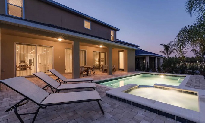 West Kissimmee House | Luxury 9-Bedroom Villa with Pool Near Disney