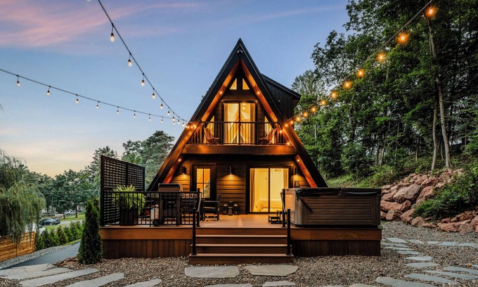Adamstown Cabin | Luxury A-frame in Adamstown, PA with hot tub, barrel sauna & EV charger