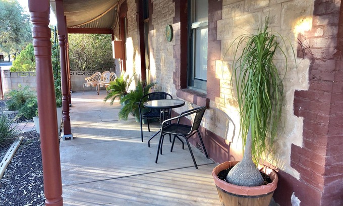 Wonoka House | Luxury accommodation in the Flinders Ranges