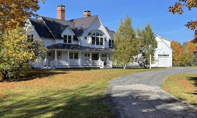 Mount Holly House | Luxury All Season Belmont Home close to Okemo/Killington , VAST trail & Lakes