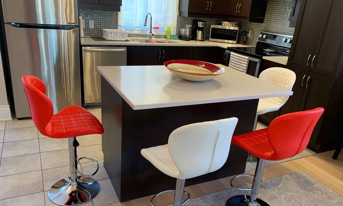 Saint-Sauveur House | Luxury and confort close to the heart of St Sauveur