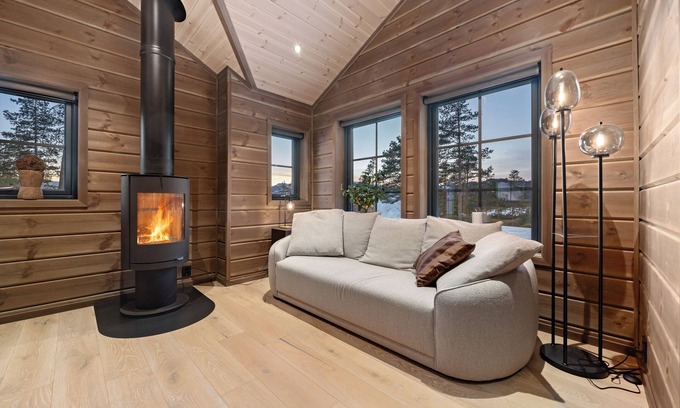 Vradal House | Luxury and spacious lodge for 8 people with modern furnishings and a beautiful location.