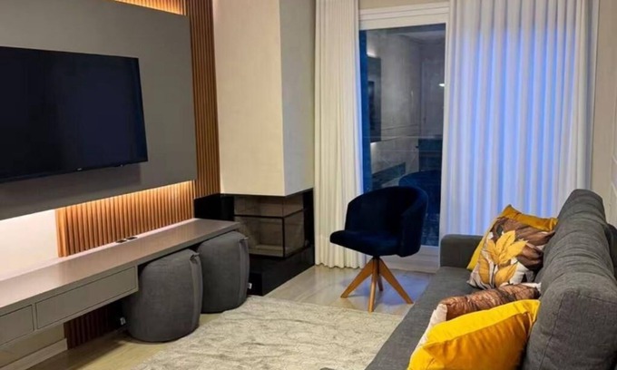 Vila Luiza Apartment | Luxury apartment with fireplace in Canela SelfChekIn