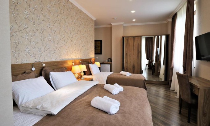 Vera Hotel | Luxury ApartHotel 5Rooms In Tbilisi Center