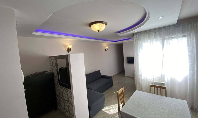 Sabadell Apartment | Luxury Apartment, 400m from the train station-BCN