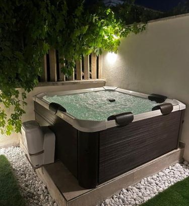 Passo Oscuro Apartment | Luxury Apartment Collection Sea Suite Jacuzzi
