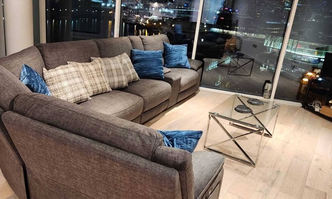 Docklands Apartment | Luxury Apartment Excel London