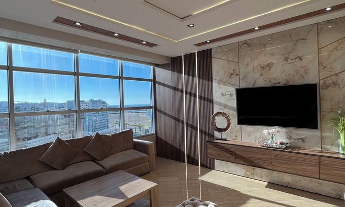 Bni Makada Apartment | Luxury apartment facing the beach!