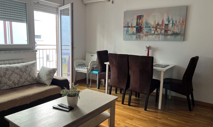 Vozdovac Apartment | Luxury apartment in a quiet part of the city, free parking