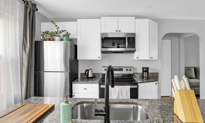 Lakewood Apartment | Luxury Apartment In Lakewood