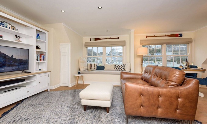 Looe House | Luxury apartment in the centre of Looe town.