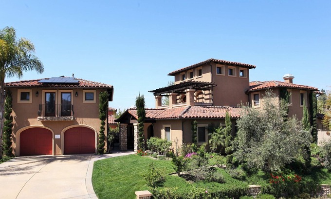 Rancho Penasquitos Apartment | Luxury Apartment in upscale area