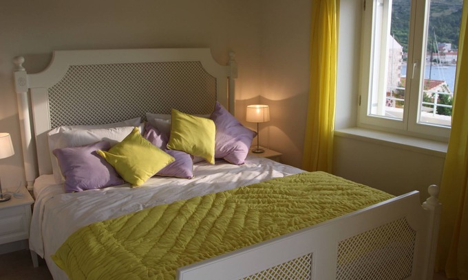 Vis Apartment | Luxury apartment, near sea, with superb views + pretty garden terrace, free wifi